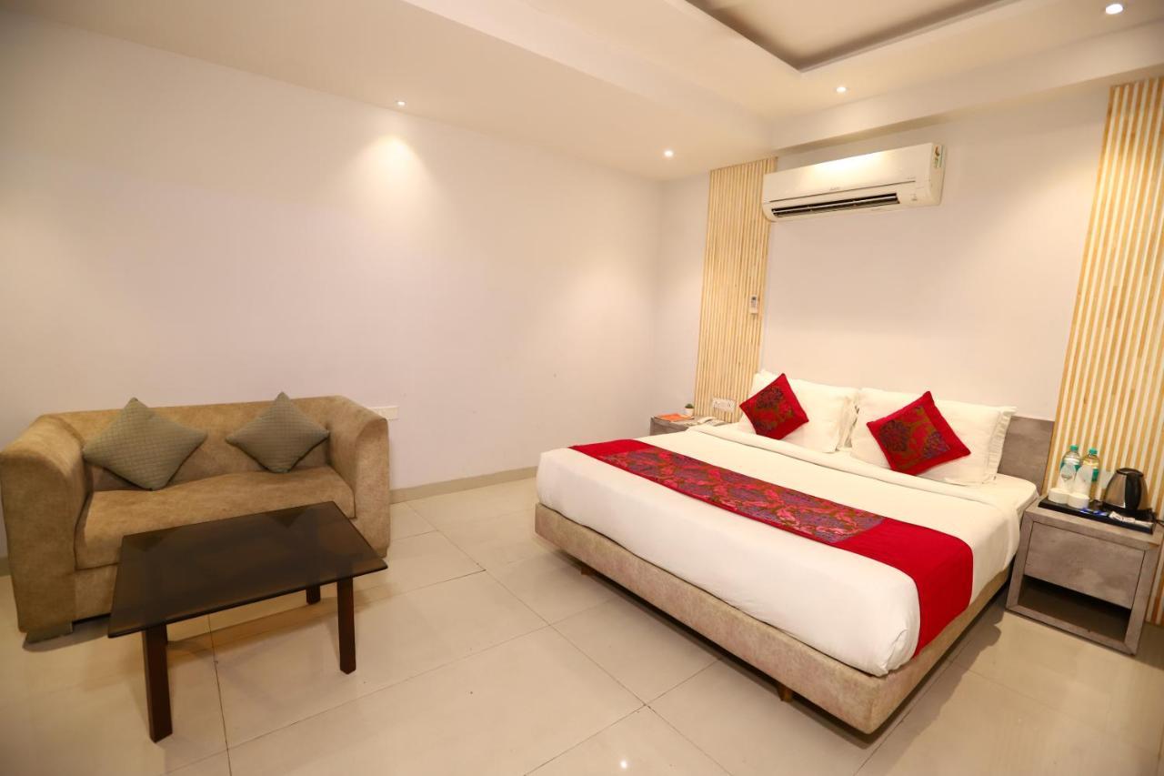 ניו דלהי Hotel Stanley By Foxi Group- Near Delhi International Airport מראה חיצוני תמונה