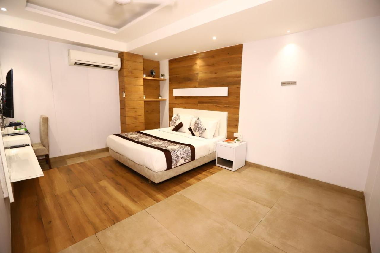 ניו דלהי Hotel Stanley By Foxi Group- Near Delhi International Airport מראה חיצוני תמונה