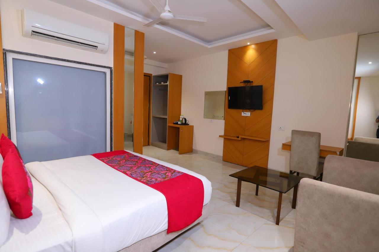 ניו דלהי Hotel Stanley By Foxi Group- Near Delhi International Airport מראה חיצוני תמונה