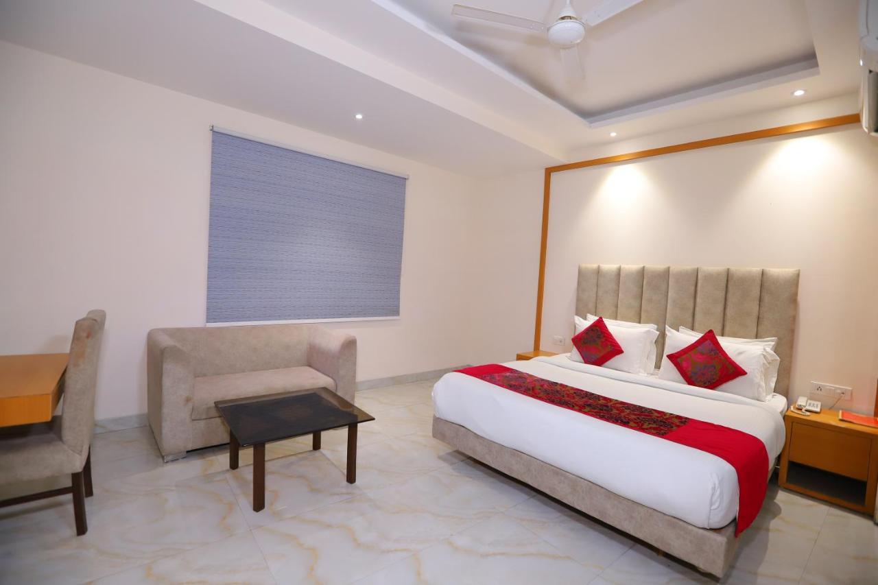 ניו דלהי Hotel Stanley By Foxi Group- Near Delhi International Airport מראה חיצוני תמונה